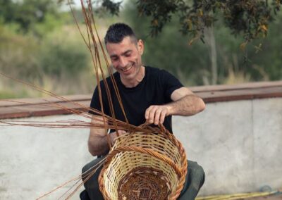 Obradoiro de cestería catalá con Pau Trepat